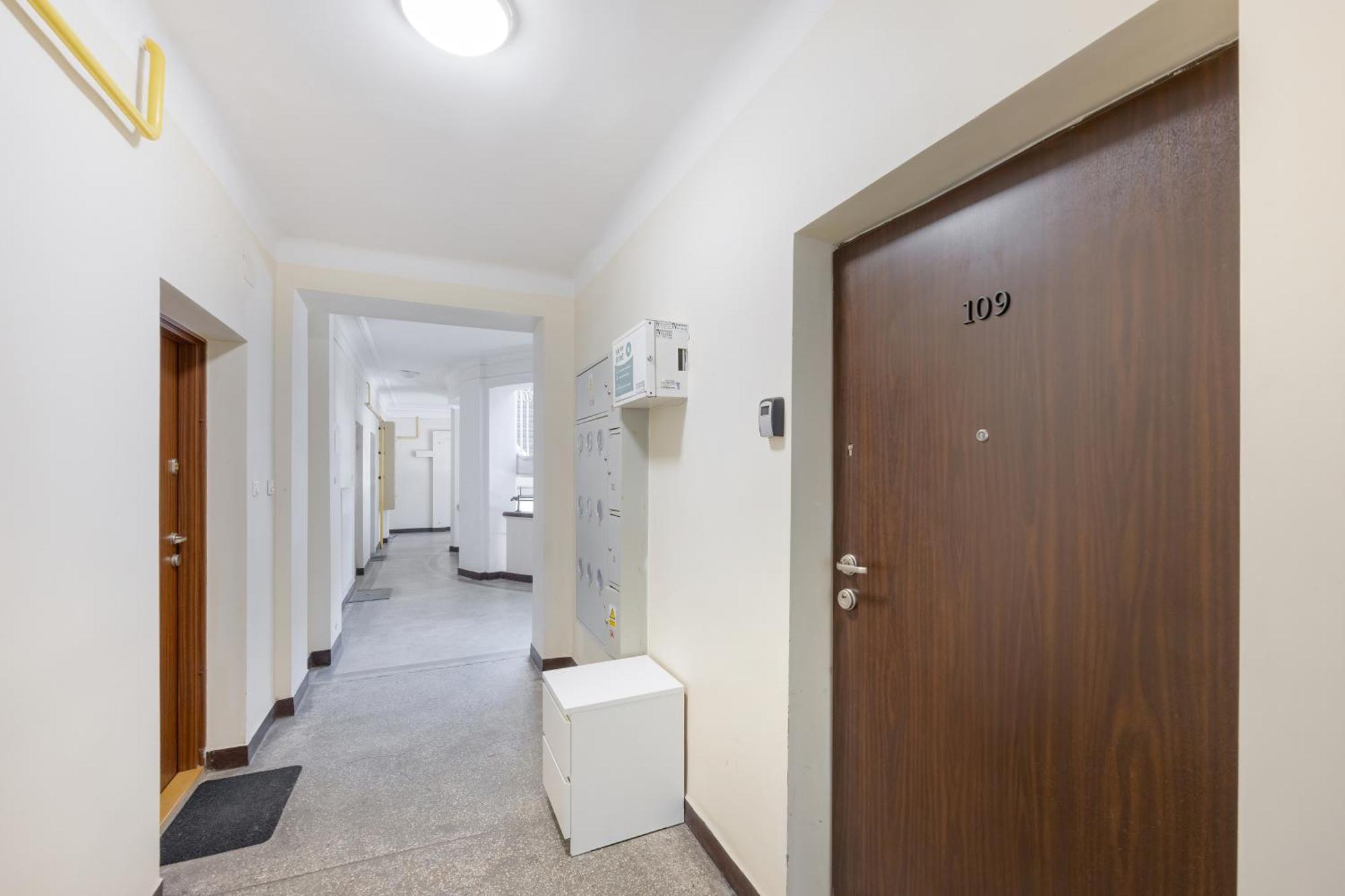 J&W Apartments Studio Solidarnosci Warsaw Exterior photo